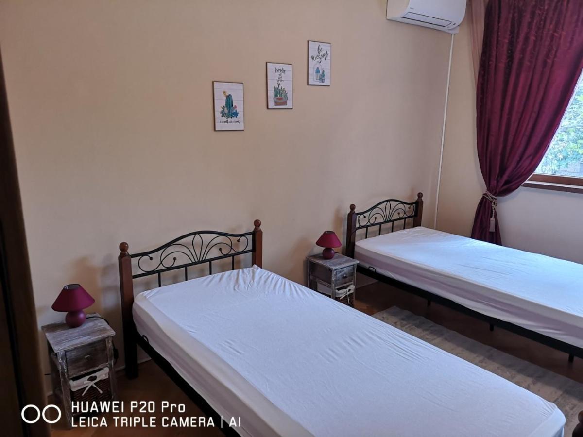 Midtown Place Apartment Doris 1 With Garage 플로브디프 외부 사진